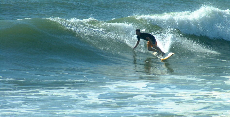 (20) Dscf0018 (misc bob hall surfers).jpg   (950x486)   214 Kb                                    Click to display next picture
